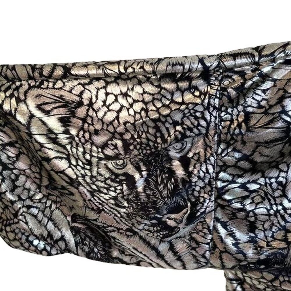 Fourteenth Place Vintage Womens Top Size Medium Black Silver Tiger Print - Picture 8 of 12